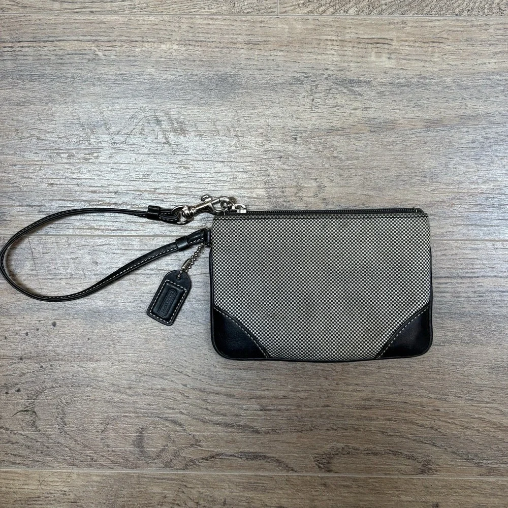 Vintage Coach Small Wristlet Black Checkered Fabric‎ and Leather
